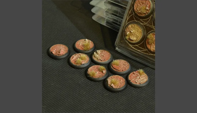 Badlands Bases, Round Lip 30mm (x8)