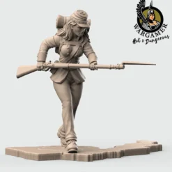 Hot & Dangerous: Clara from the Union (54mm)