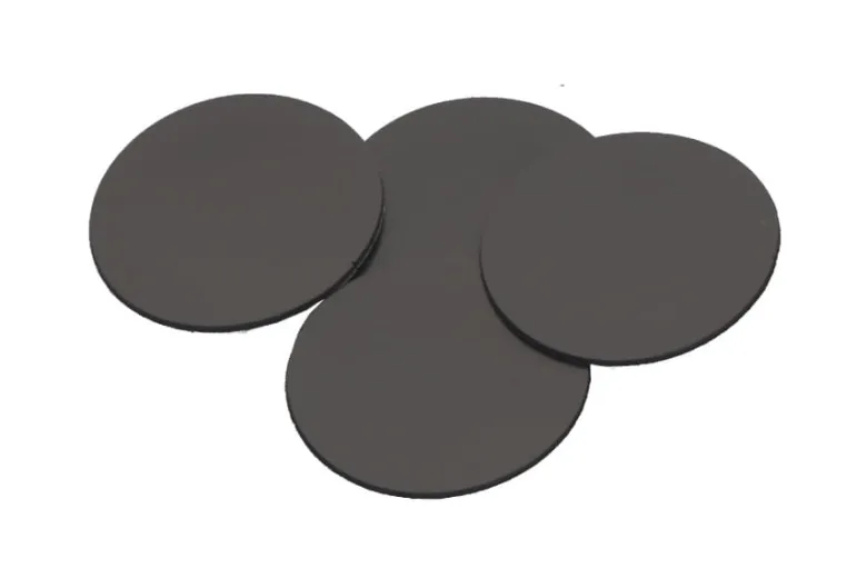 Naklejki z foli magnetycznej na podstawki 30mm (10)